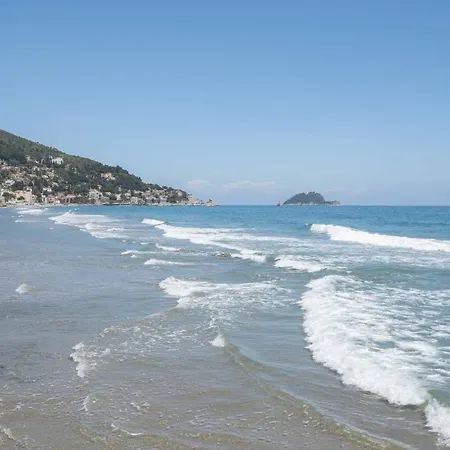 La Casetta Di Rita At 230 Mt From Sea Appartamento Alassio